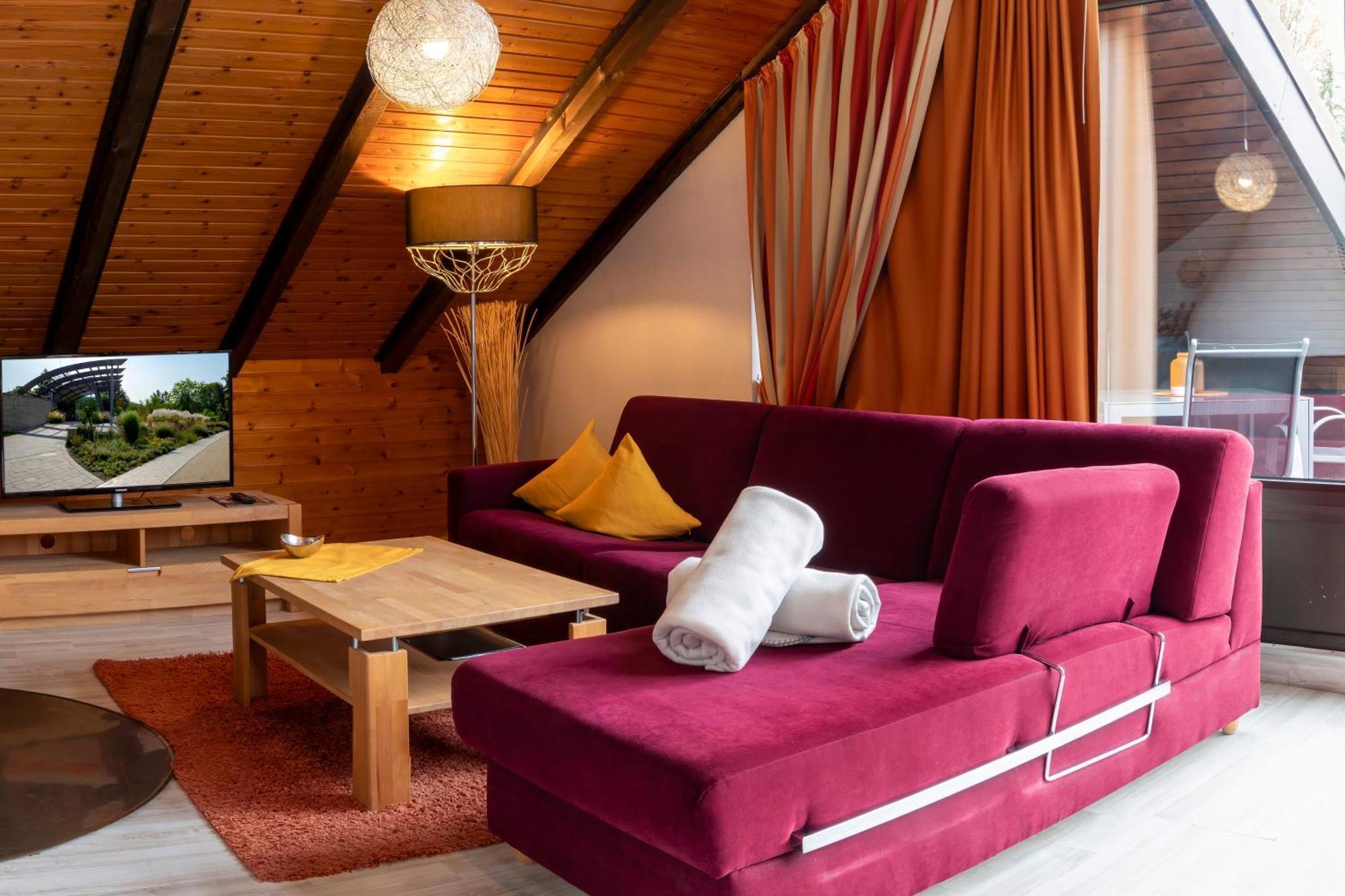 Haus Roseneck Mit Gratis Zugang Zur Jod-Sole-Therme บัดบีเวนเซิน ภายนอก รูปภาพ