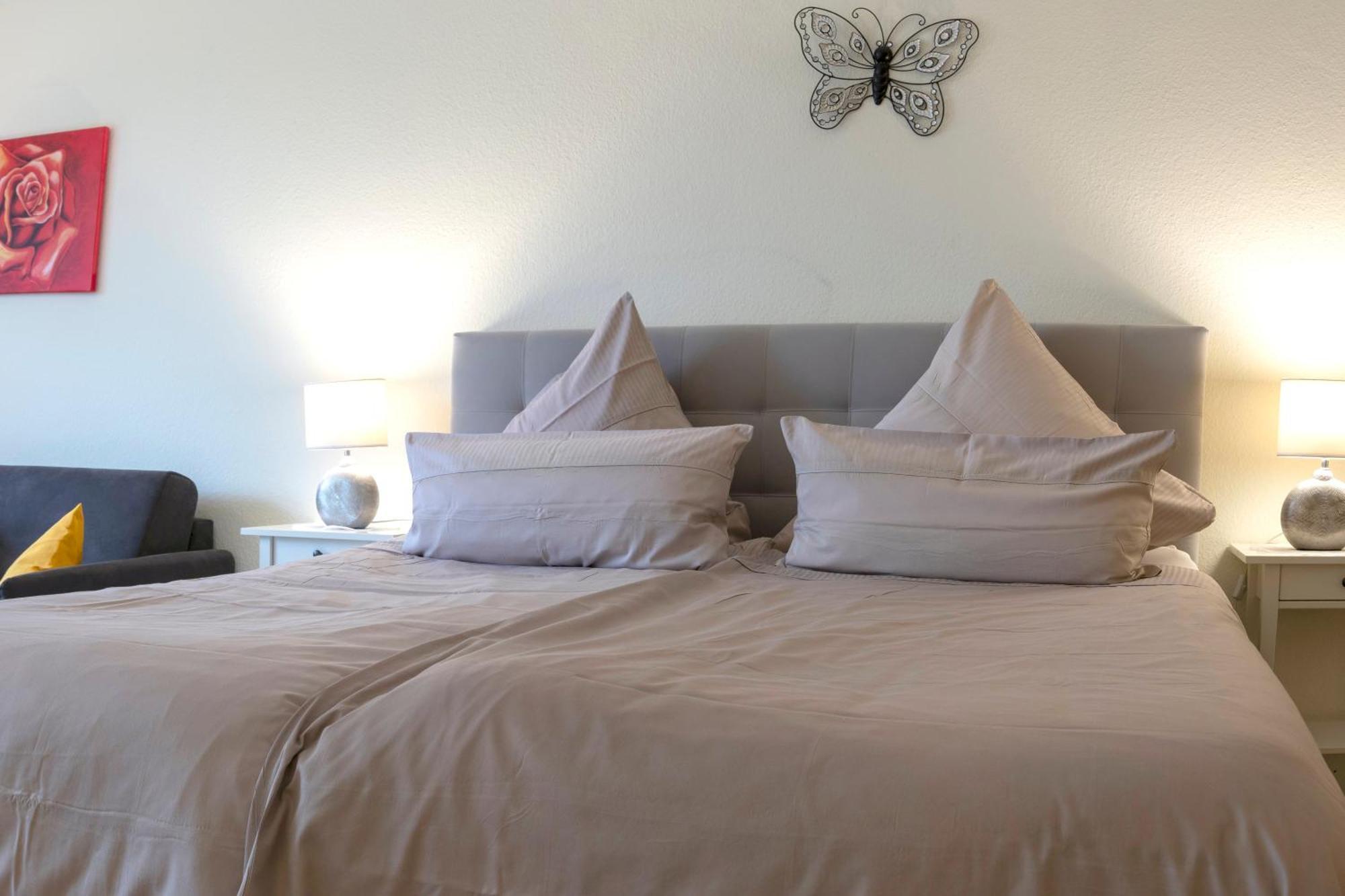 Haus Roseneck Mit Gratis Zugang Zur Jod-Sole-Therme บัดบีเวนเซิน ภายนอก รูปภาพ