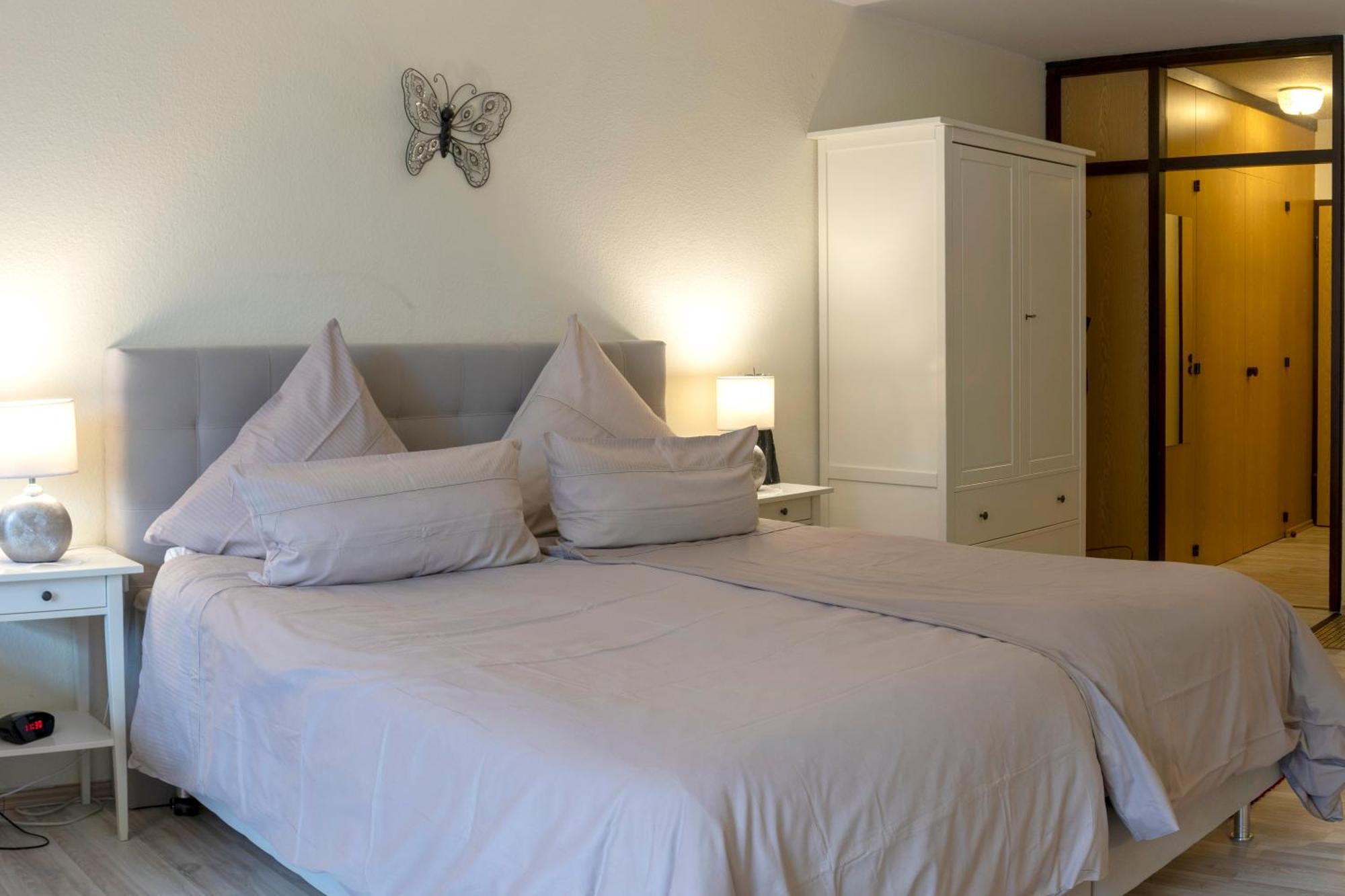 Haus Roseneck Mit Gratis Zugang Zur Jod-Sole-Therme บัดบีเวนเซิน ภายนอก รูปภาพ