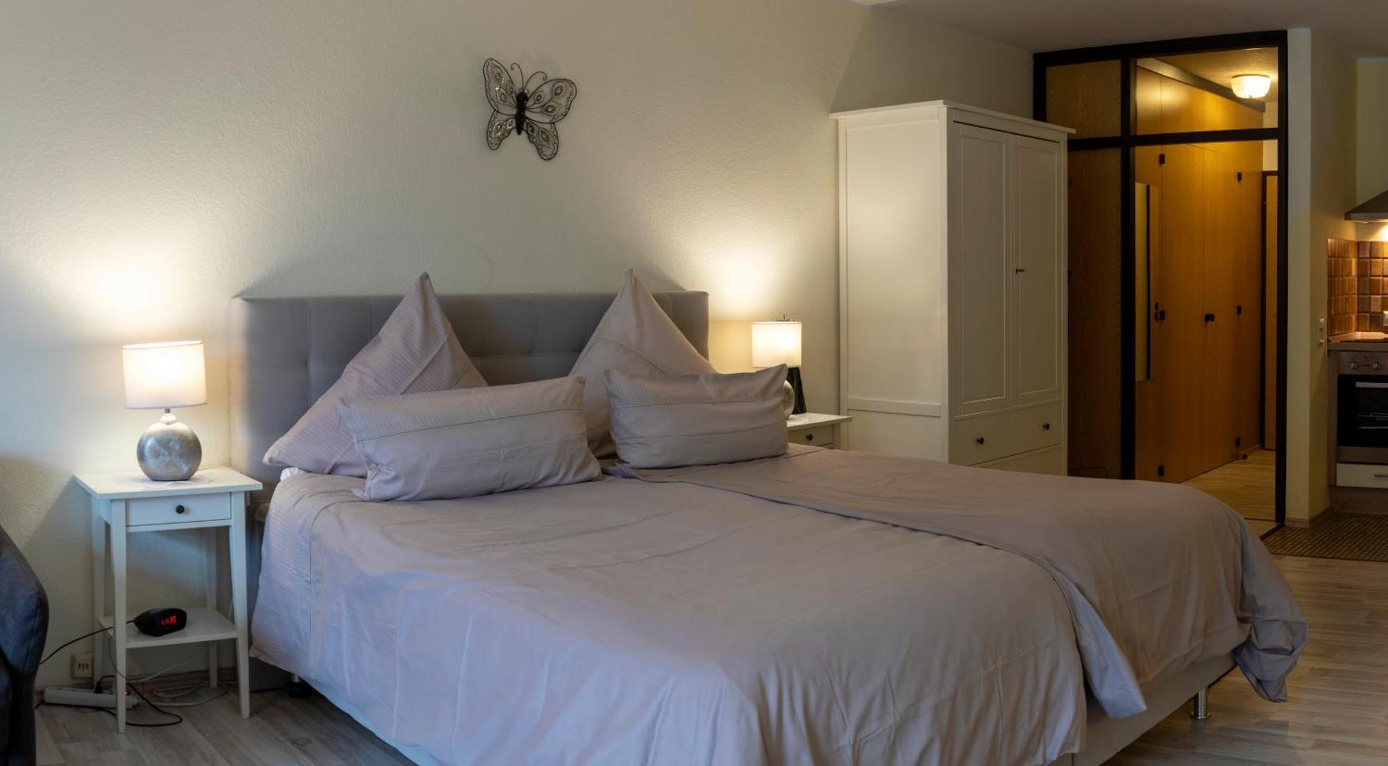 Haus Roseneck Mit Gratis Zugang Zur Jod-Sole-Therme บัดบีเวนเซิน ภายนอก รูปภาพ