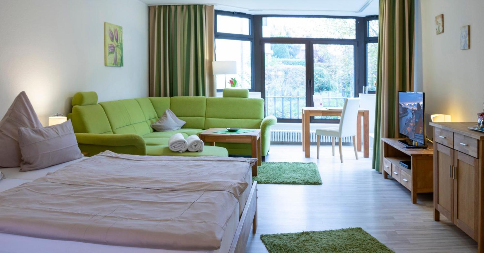 Haus Roseneck Mit Gratis Zugang Zur Jod-Sole-Therme บัดบีเวนเซิน ภายนอก รูปภาพ